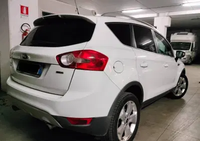 Ford Kuga 2.0 TDCi 136 CV 4WD Titanium DPF (8)