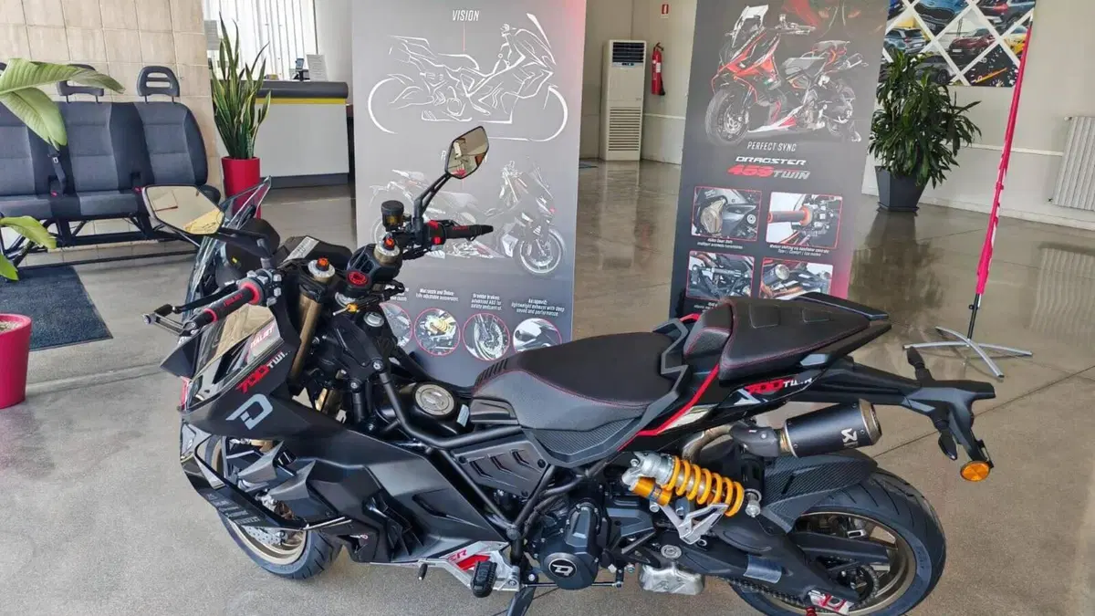 Italjet Moto Dragster 700 Twin Limited Factory Edition (2024 - 25)  (5)