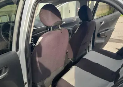 Kia Picanto 1.0 12V 5 porte X Line (2)