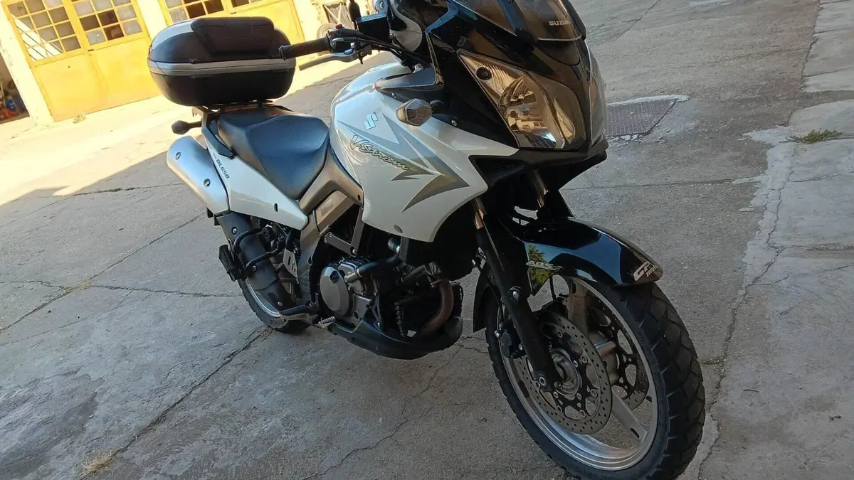 Suzuki V-Strom 650 ABS (2011 - 17)  (2)