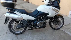 Suzuki V-Strom 650 ABS (2011 - 17)  (3)