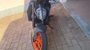 KTM 125 Duke (2021 - 23)  (3)