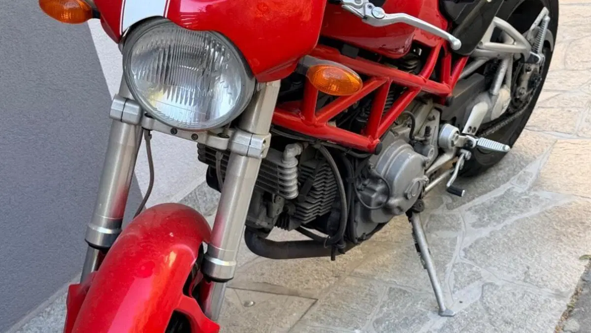 Ducati Monster S2R 1000 