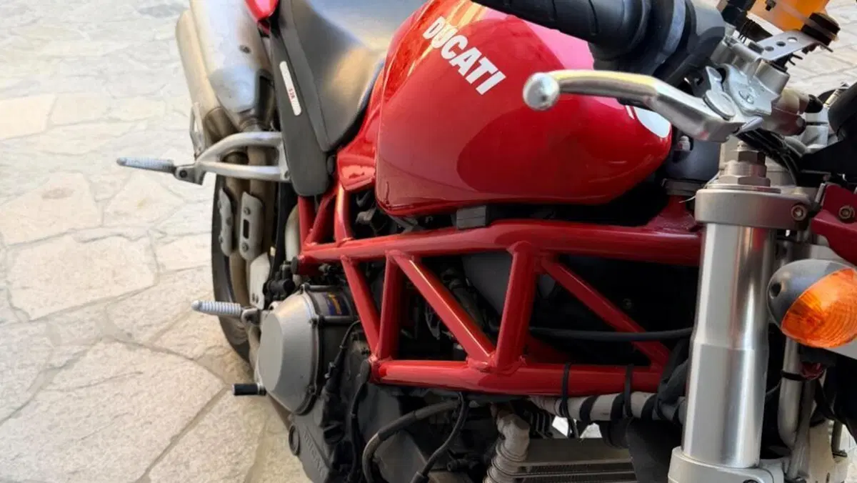 Ducati Monster S2R 1000  (4)