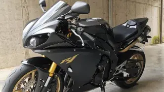 Yamaha YZF R1 (2012 - 14) usata