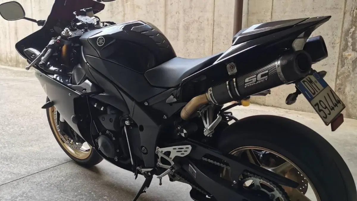 Yamaha YZF R1 (2012 - 14)  (3)
