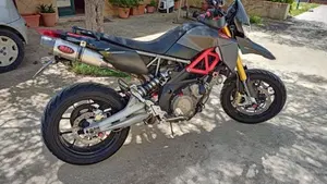 Aprilia Dorsoduro 750 Factory (2010 - 13)  (5)