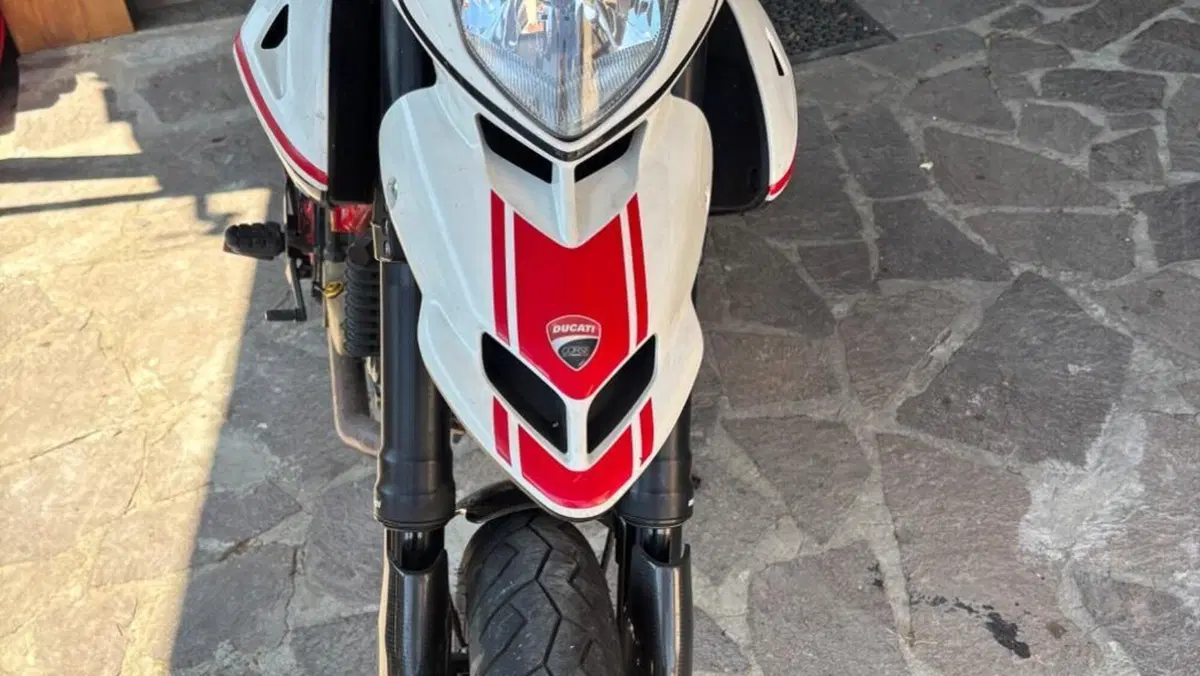 Ducati Hypermotard 1100 EVO SP (2010 - 12)  (5)
