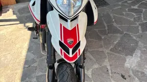 Ducati Hypermotard 1100 EVO SP (2010 - 12)  (5)