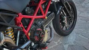 Ducati Hypermotard 1100 EVO SP (2010 - 12)  (9)