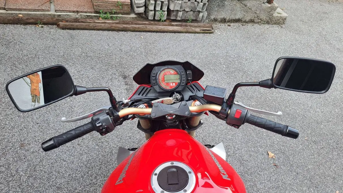 Kawasaki Z 1000 (2003 - 06)  (9)