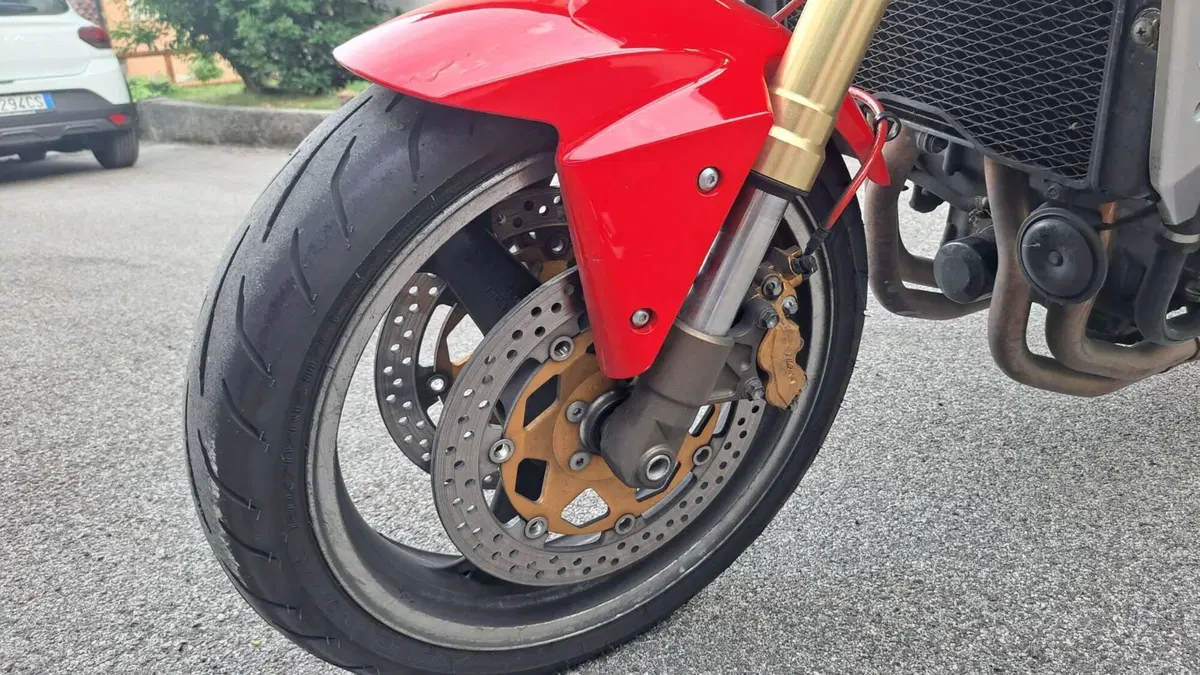 Kawasaki Z 1000 (2003 - 06)  (10)
