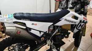 Husqvarna FE 350 (2022)  (2)