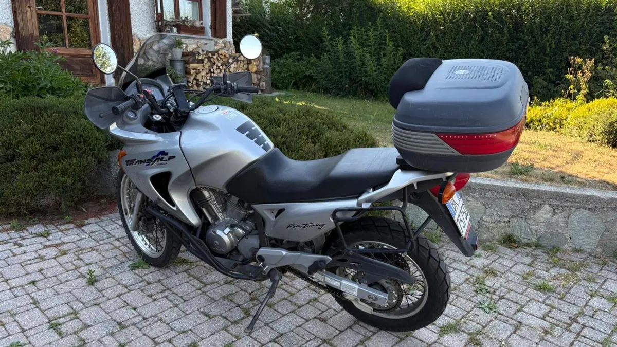Honda Transalp XL 650V (2000 - 04)  (2)