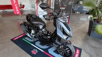 Italjet Moto Dragster 300 (2025 - 26) usata