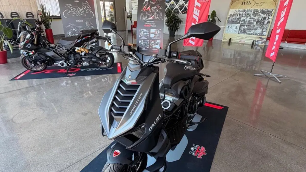 Italjet Moto Dragster 300 (2025 - 26)  (2)