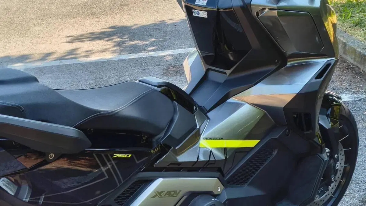 Honda X-ADV 750 DCT (2021 - 24)  (2)