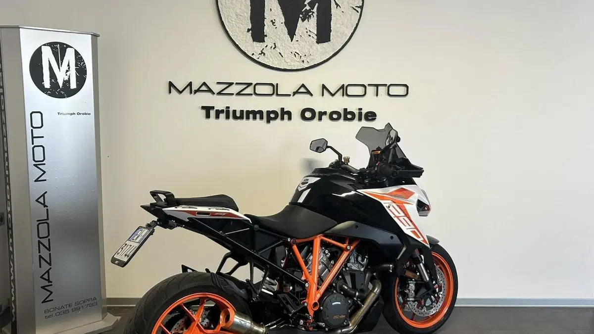 KTM 1290 Super Duke GT (2019 - 20)  (2)