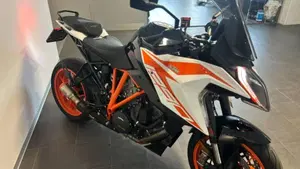 KTM 1290 Super Duke GT (2019 - 20)  (10)