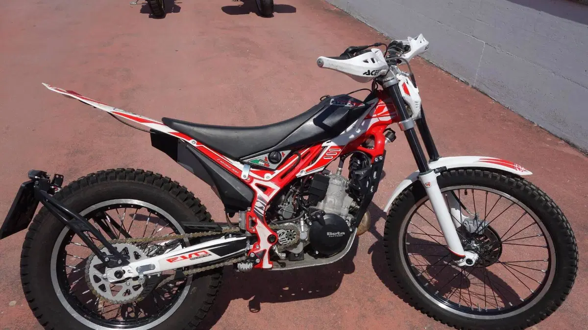 Betamotor Evo 300 2t (2017 - 18) 