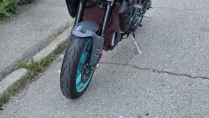 Yamaha MT-10 (2022 - 26)  (2)