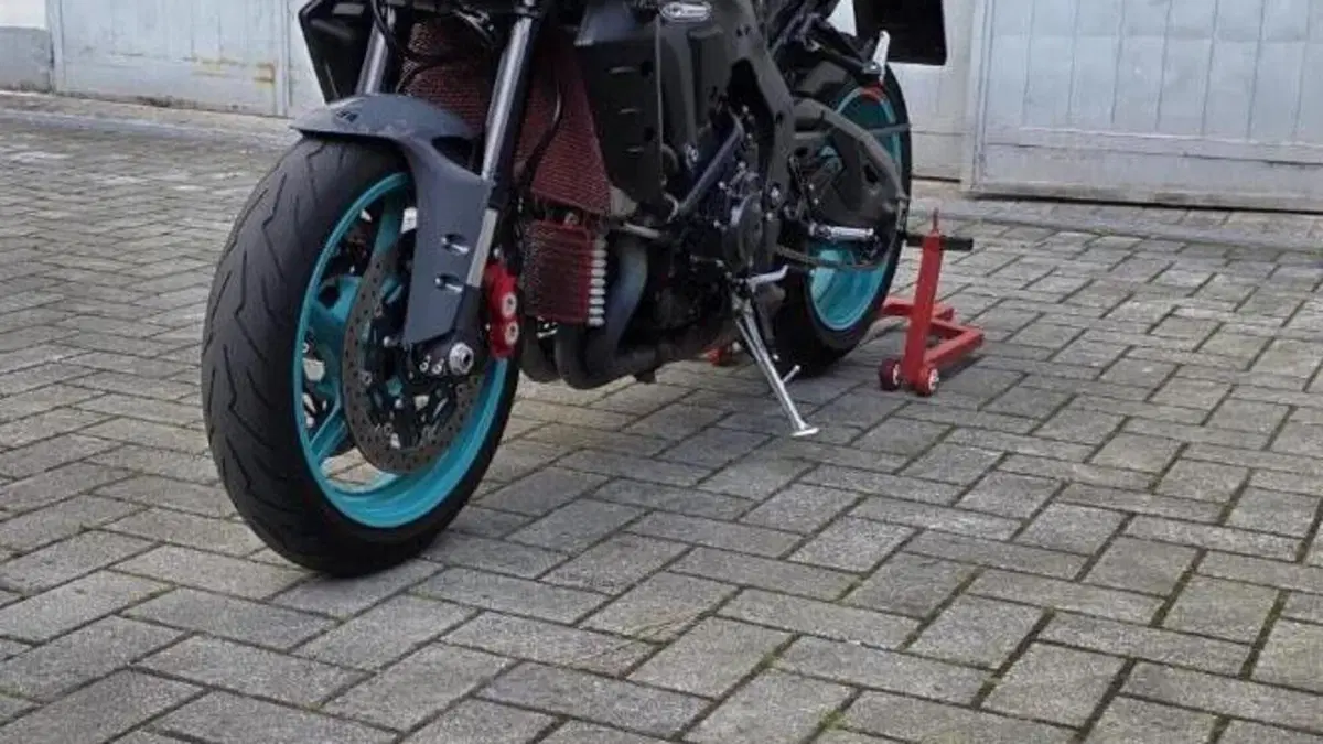 Yamaha MT-10 (2022 - 26) 