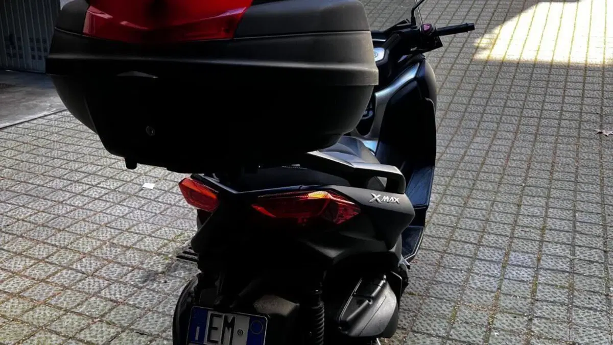 Yamaha X-Max 400 ABS (2017 - 20)  (4)