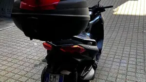 Yamaha X-Max 400 ABS (2017 - 20)  (4)
