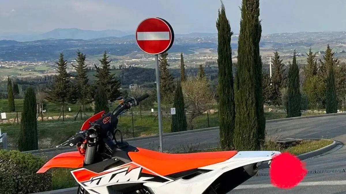 KTM 450 SX-F (2023)  (7)