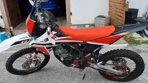 Fantic Motor XEF 125 Performance 4T (2022) 