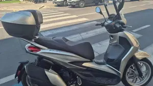 Piaggio Beverly 400 ABS-ASR (2021 - 24) 