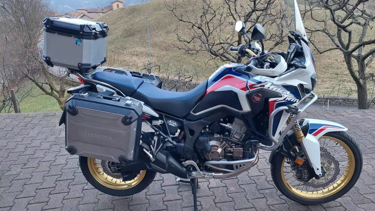 Honda Africa Twin CRF 1000L DCT ABS Travel Edition (2016 - 17)  (5)
