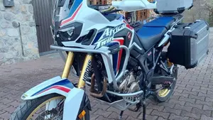 Honda Africa Twin CRF 1000L DCT ABS Travel Edition (2016 - 17) 