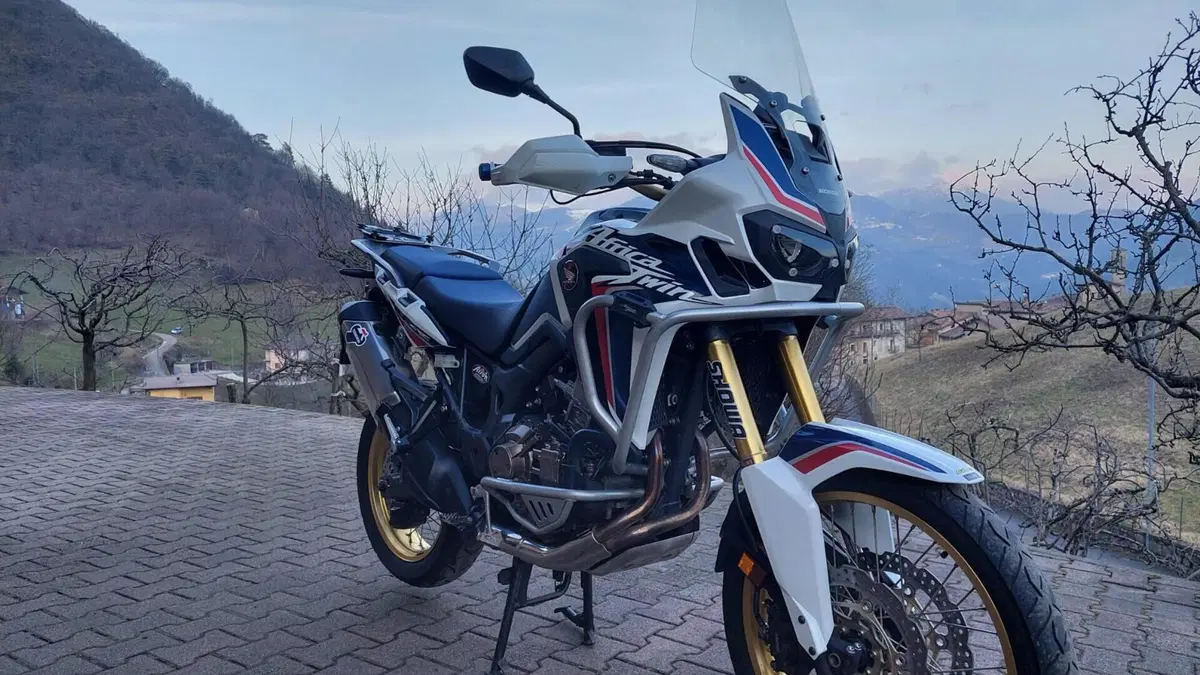 Honda Africa Twin CRF 1000L DCT ABS Travel Edition (2016 - 17)  (8)