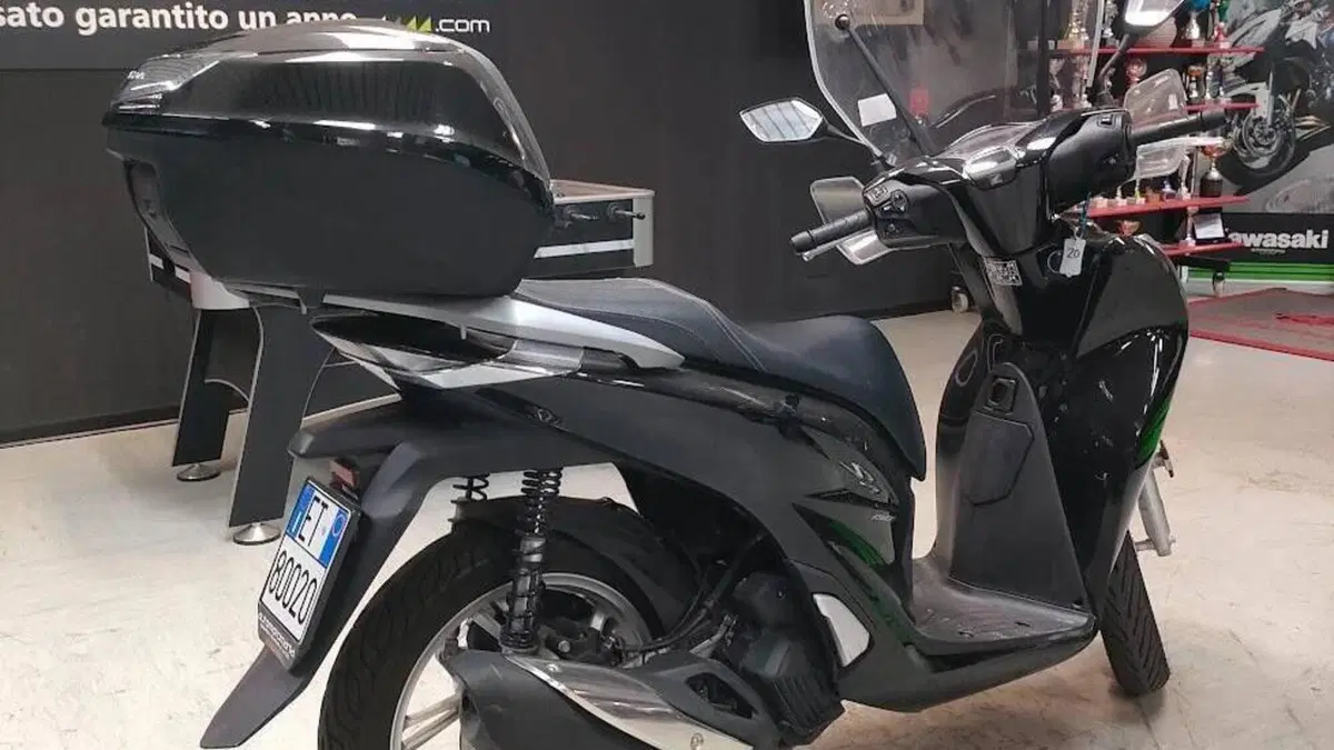 Honda SH 150i (2020 - 23)  (4)