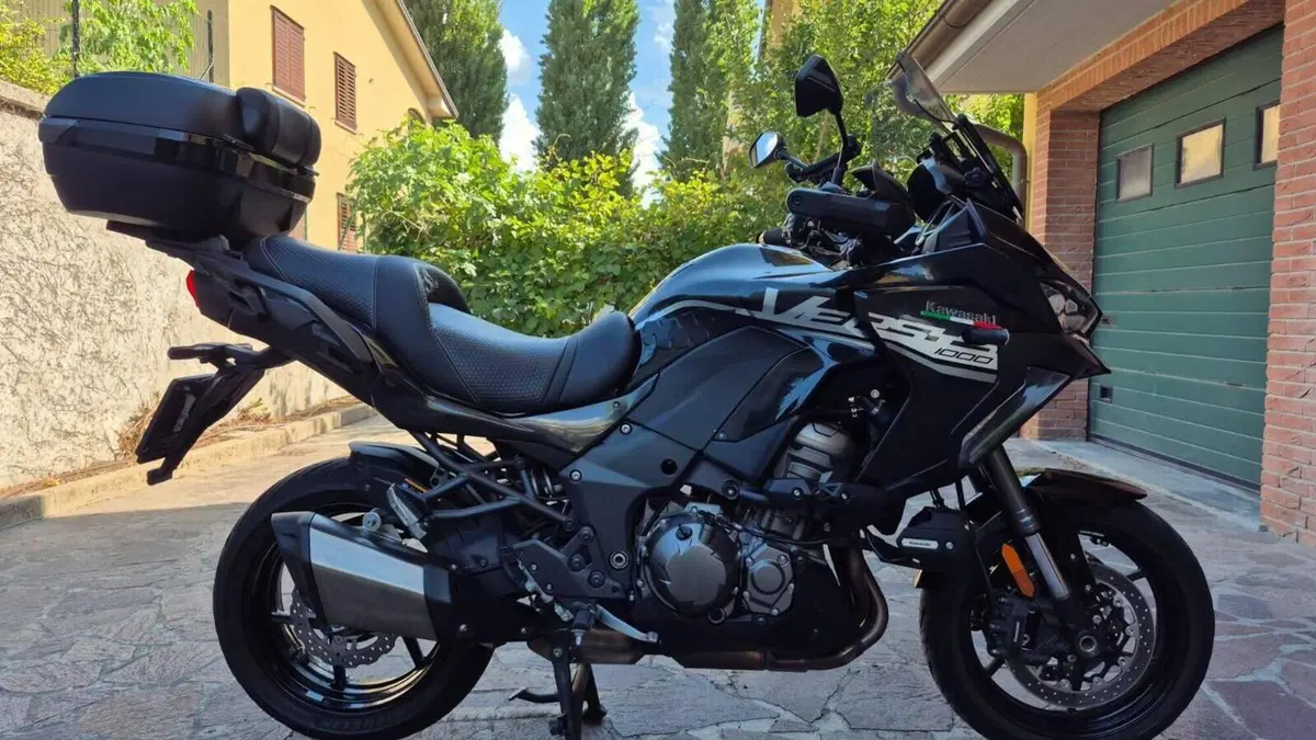 Kawasaki Versys 1000 SE Tourer Plus (2021)  (2)
