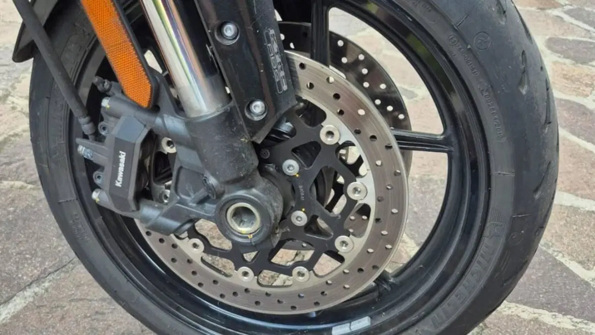 Kawasaki Versys 1000 SE Tourer Plus (2021)  (9)