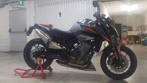 KTM 890 Duke (2021 - 23)  (2)