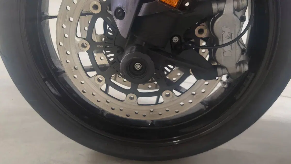 KTM 890 Duke (2021 - 23)  (7)