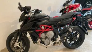 MV Agusta Rivale 800 EAS ABS (2013 -17)  (5)