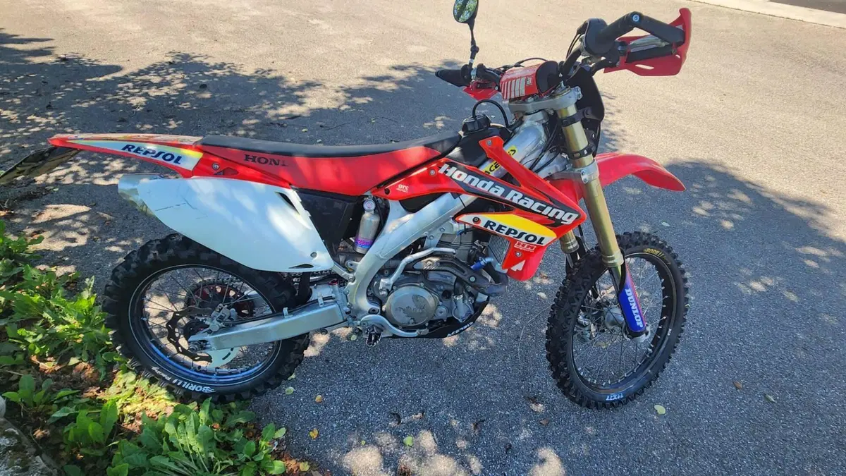 Honda CRF 450R (2008)  (2)