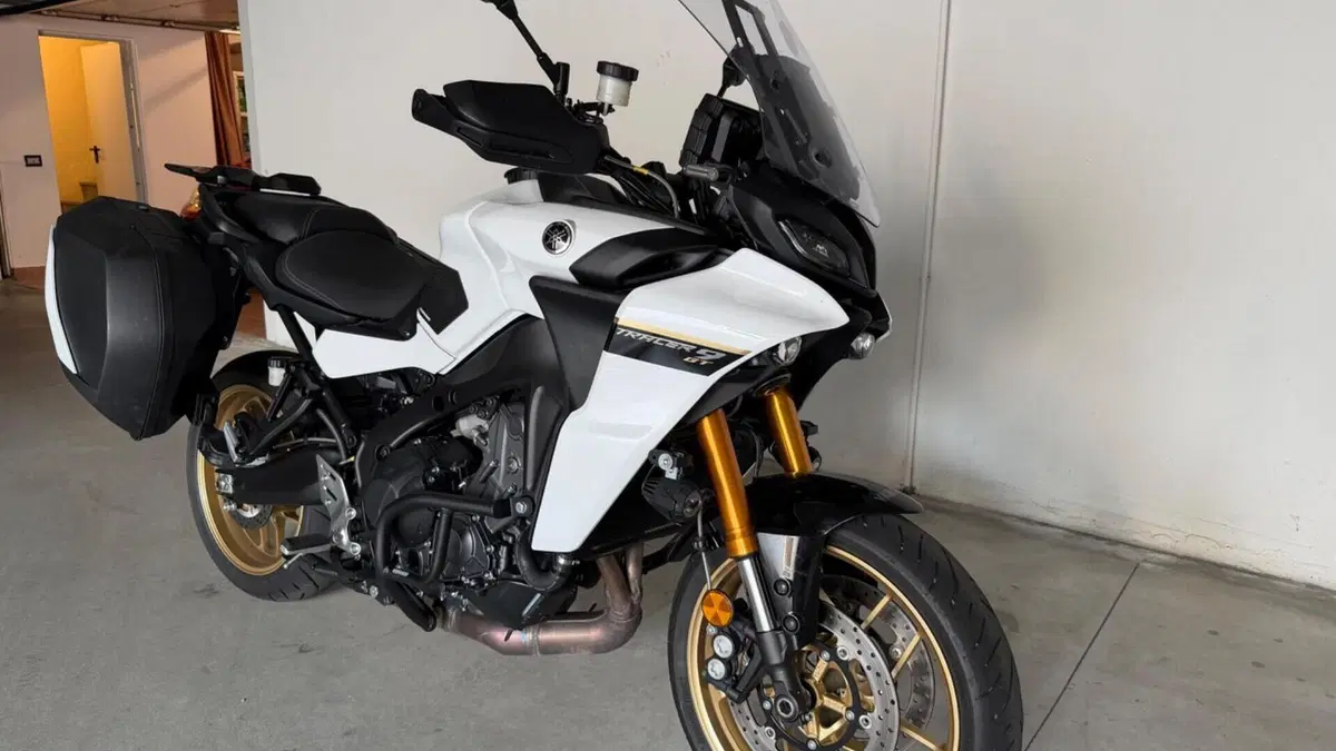 Yamaha Tracer 9 GT+ (2023 - 24)  (2)