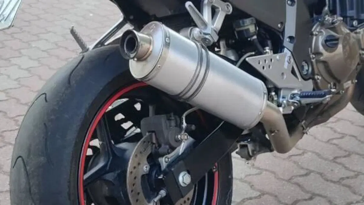 Kawasaki Z 750 (2003 - 06)  (8)