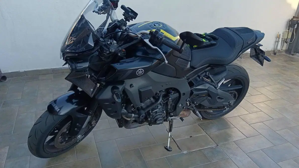 Yamaha MT-10 (2022 - 26)  (3)