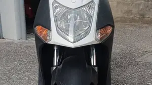 Kymco Agility 150 R16  (4)