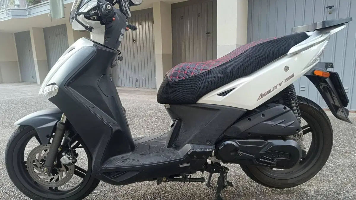 Kymco Agility 150 R16  (8)