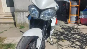 Triumph Street Triple R ABS (2013 - 17)  (3)