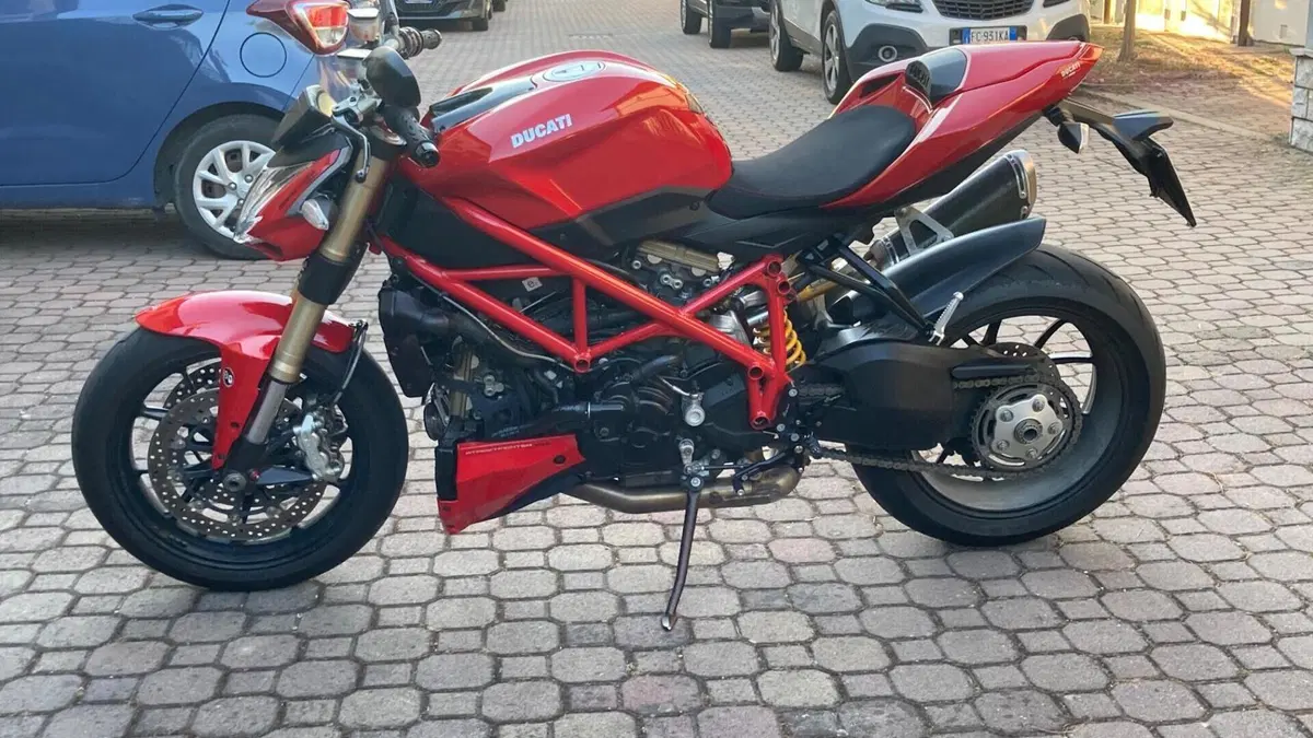 Ducati Streetfighter 848 (2011 - 15)  (2)