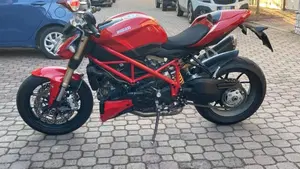 Ducati Streetfighter 848 (2011 - 15)  (2)
