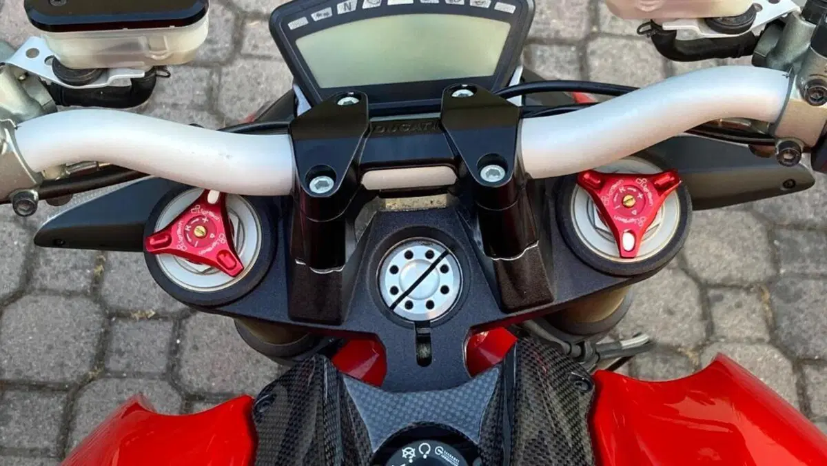 Ducati Streetfighter 848 (2011 - 15)  (5)